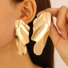 Load image into Gallery viewer, Geometric Textured Metal Earrings