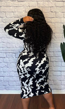 Load image into Gallery viewer, Inkblot Illusion Dress • Curve