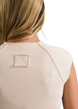 Load image into Gallery viewer, White Seamless Crop Top