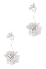 Load image into Gallery viewer, Filigree Flower Earrings