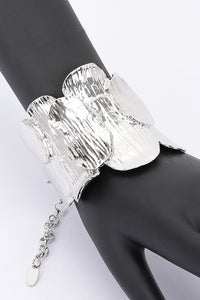 Breathtaking Hinged Bracelet