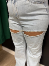 Load image into Gallery viewer, Magic Rhinestone Denim Jeans