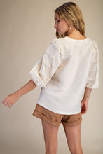 Load image into Gallery viewer, Round Neck Quilted Detail Top