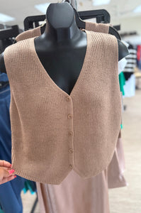 Sleeveless Knit Vest