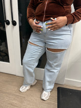 Load image into Gallery viewer, Magic Rhinestone Denim Jeans