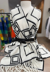 Geo Throw