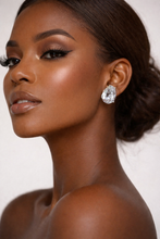 Load image into Gallery viewer, Crystal Luxe Teardrop