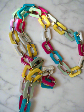 Chain link phone accessories
