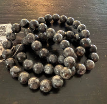 Load image into Gallery viewer, Beaded bracelets