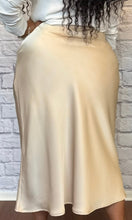 Load image into Gallery viewer, Champagne Dreams Midi • Curve