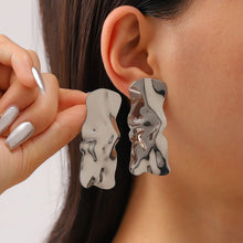 Load image into Gallery viewer, Geometric Textured Metal Earrings
