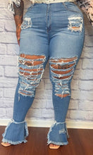 Load image into Gallery viewer, Mesmerized Jeans • Curve