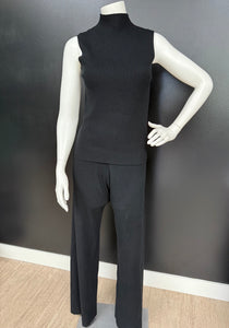 Simple Black Ribbed Pants Set