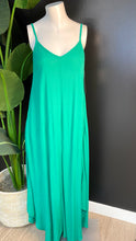 Load image into Gallery viewer, Crinkle Cami Maxi Dress