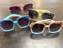 Load image into Gallery viewer, CG Ombre Sunglasses