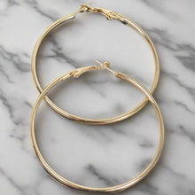 Load image into Gallery viewer, Hoop Earrings